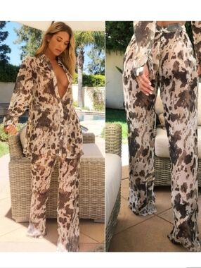 Prettylittlething Women’s Brown Printed Wide-Leg Pants & Shirt Set Sz 8 (Medium)